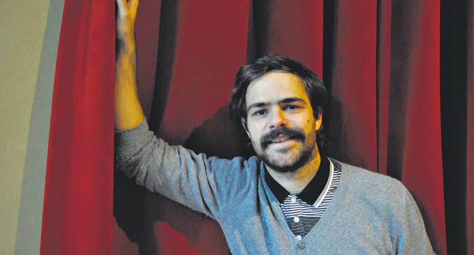 Peter Lanzani está por estrenar en TV Un gallo para Esculapio.