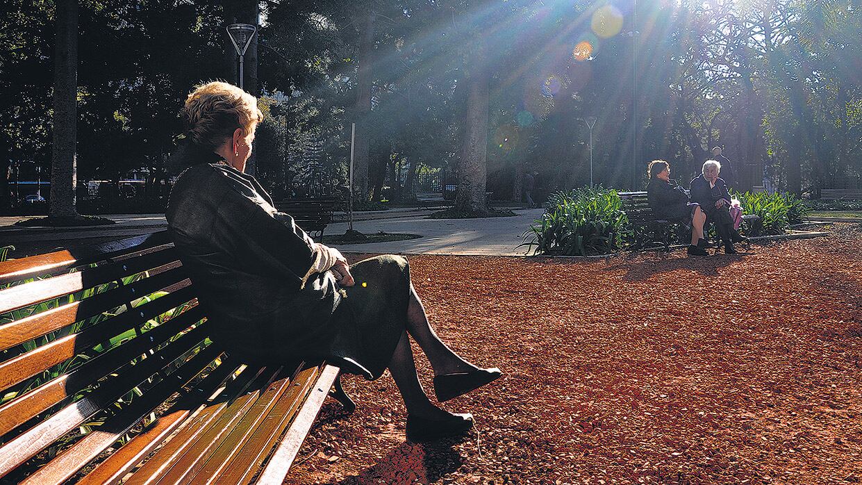 “La empleada reconoció que era un incordio presentar papeles que están en los expedientes”, contó una pensionada.