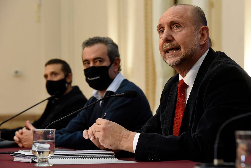 Perotti y Javkin  se encargaron de los anuncios.