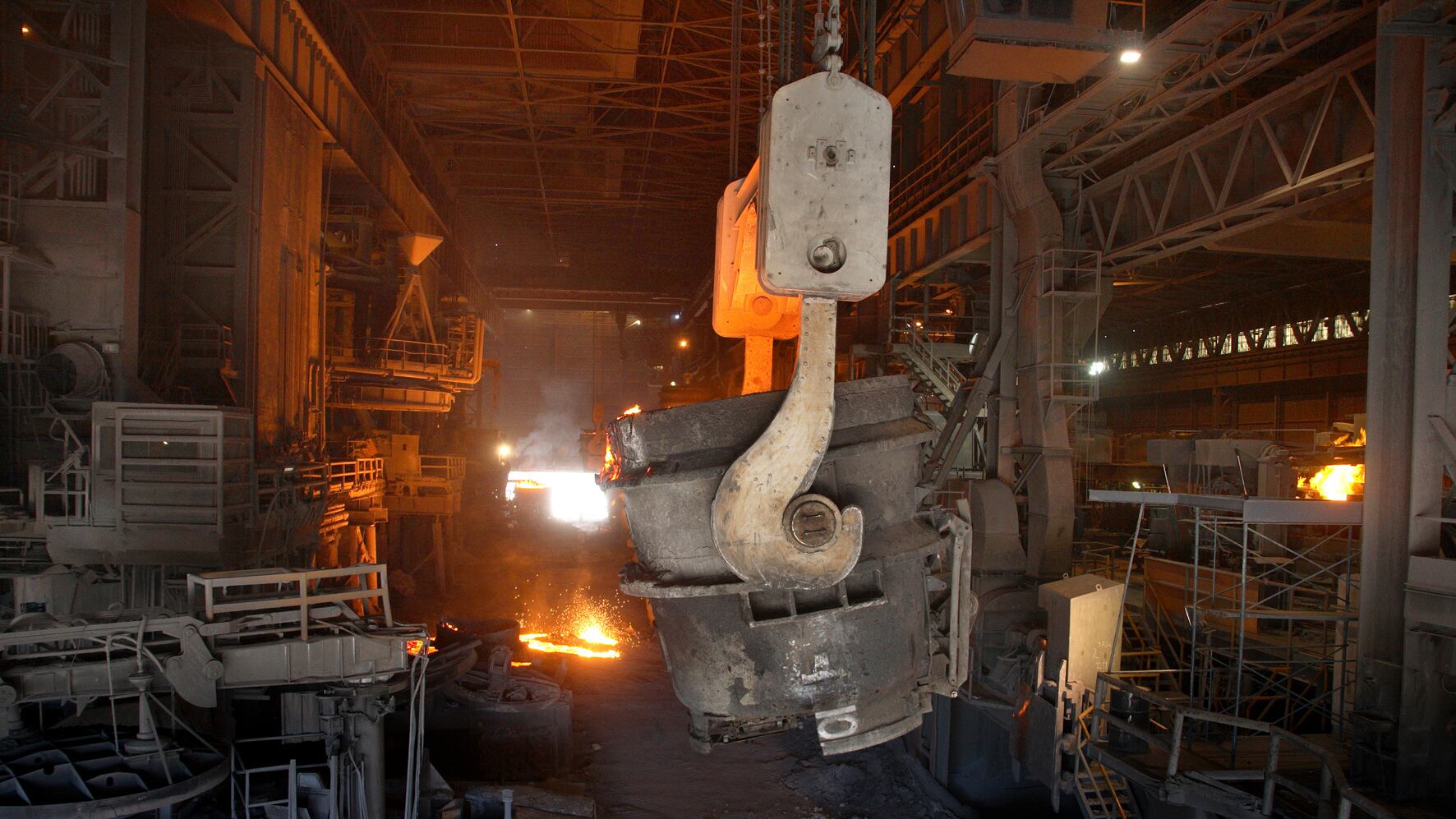 La adquisición de maquinaria y equipo cae, al igual que el resto de componentes de la inversión.