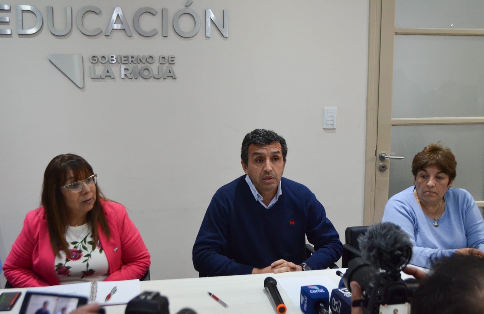 Ministro de Educación, Ariel Martínez