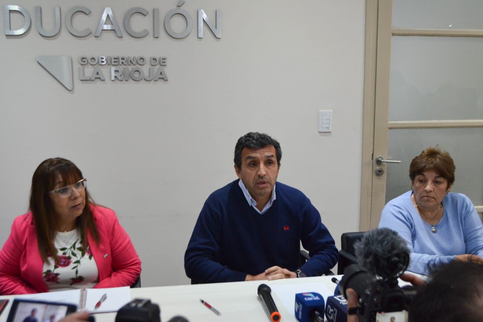 Ministro de Educación, Ariel Martínez