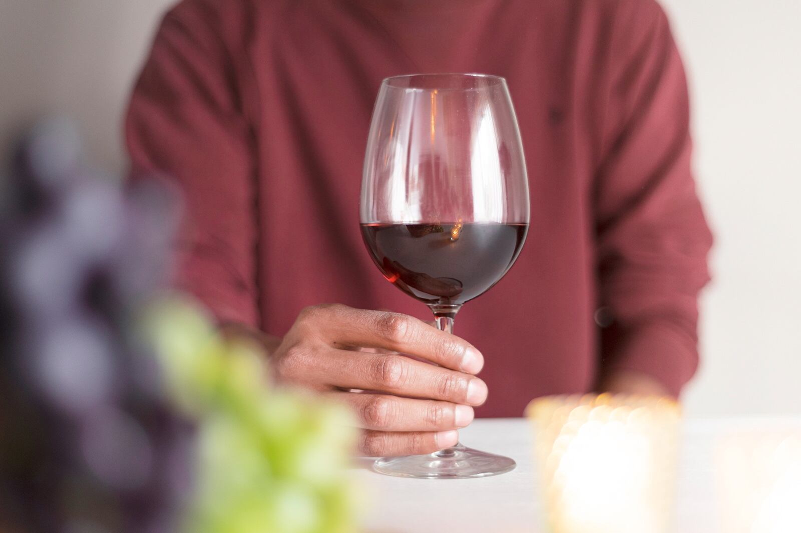 La comunidad científica ha discutido en torno al sentido común instalado sobre el vino.