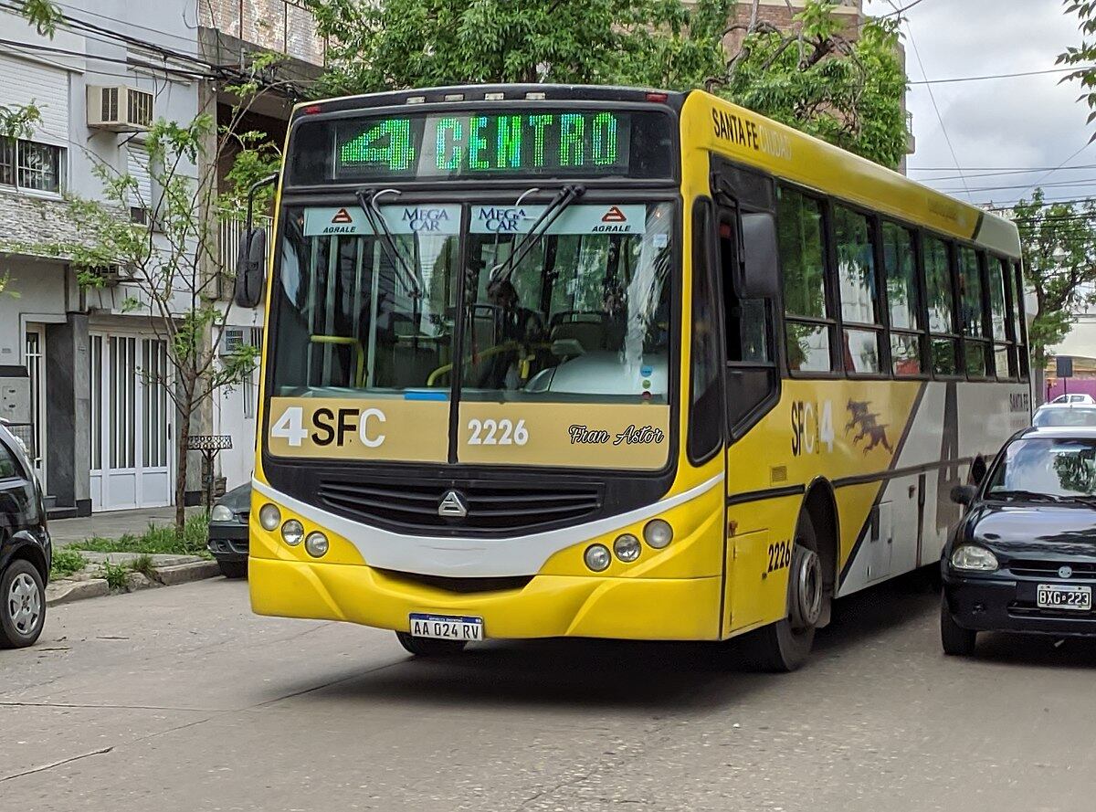 Desde el municipio, explicaron que el aumento responde a los incrementos que "se reflejan en los principales rubros de la matriz de costo del sistema de transporte"
