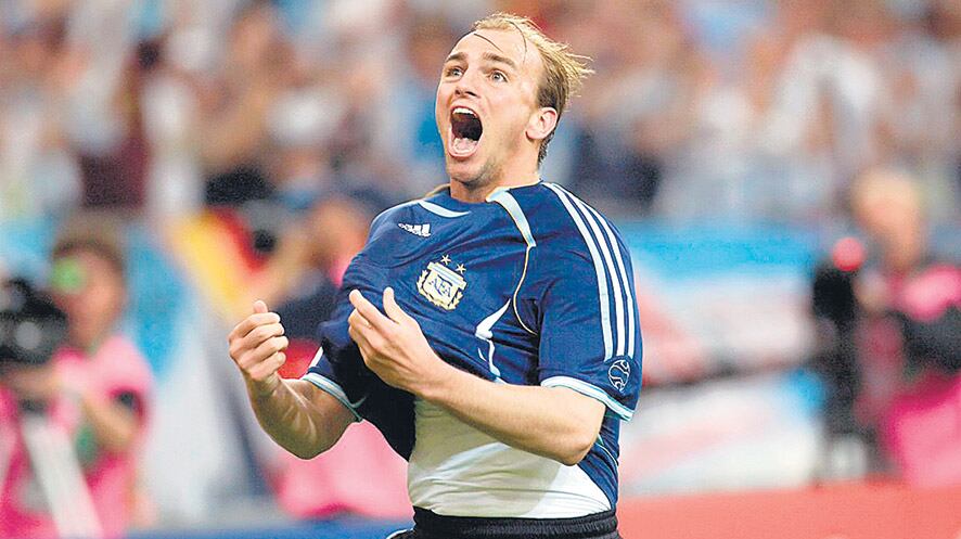 Cuchu festeja el 2-0 contra Serbia y Montenegro en Alemania 2006.