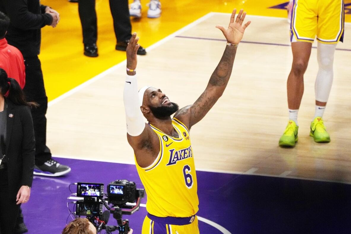 Gigante. LeBron James es el máximo anotador de la historia de la NBA. Imagen: EFE