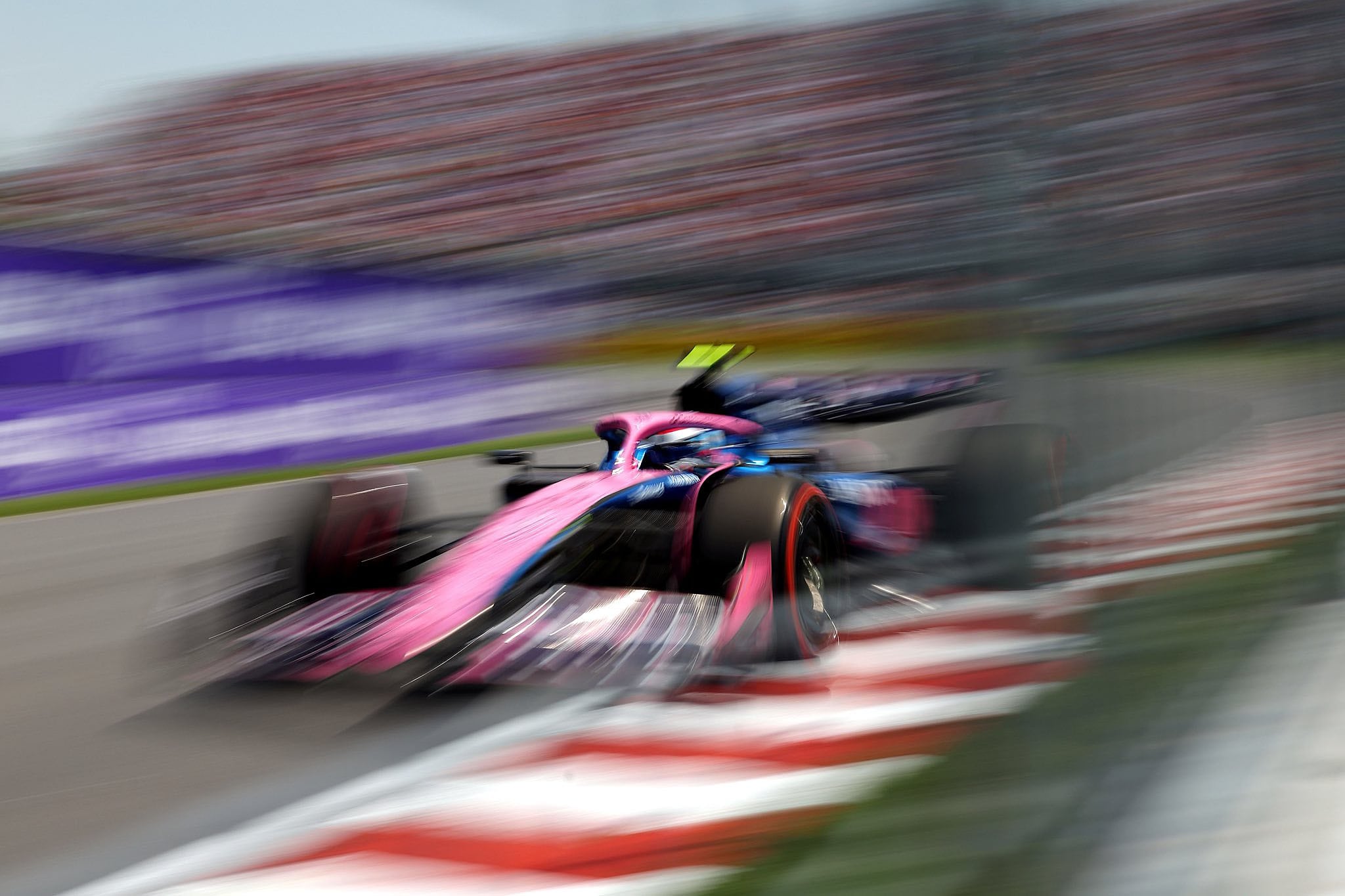 Colapinto necesita un golpe de efecto en Hungría