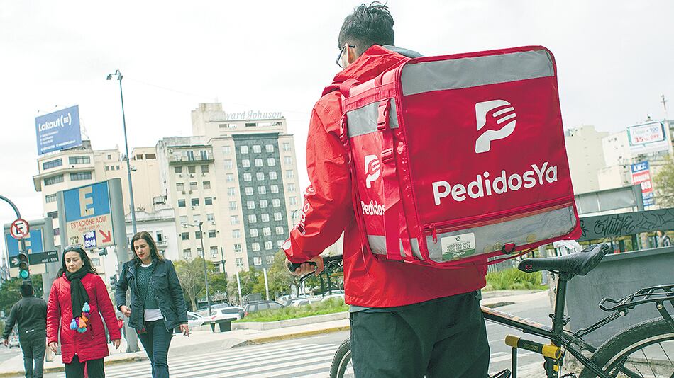 Los trabajadores reclamaron por las decisiones arbitrarias y la precarización.