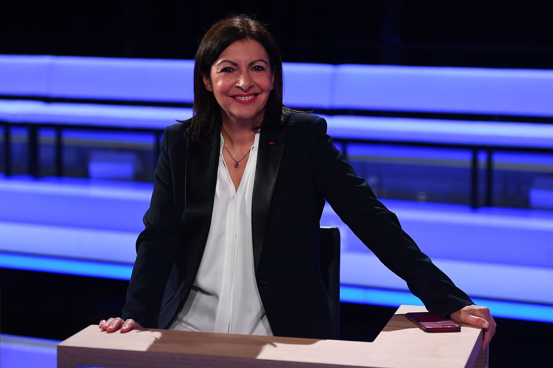 La Alcaldesa Anne Hidalgo, candidata por el socialismo. 2. Agnès Buzyn 3. Rachida Dati