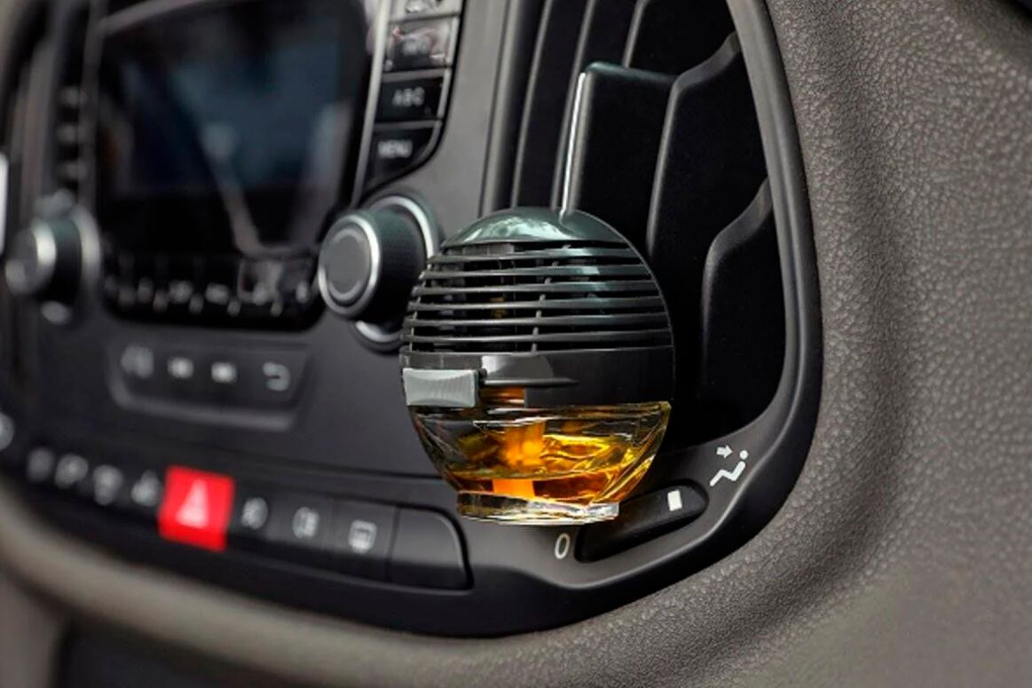 La ANMAT prohibió un aromatizador para autos. Imagen: Toxic Shine