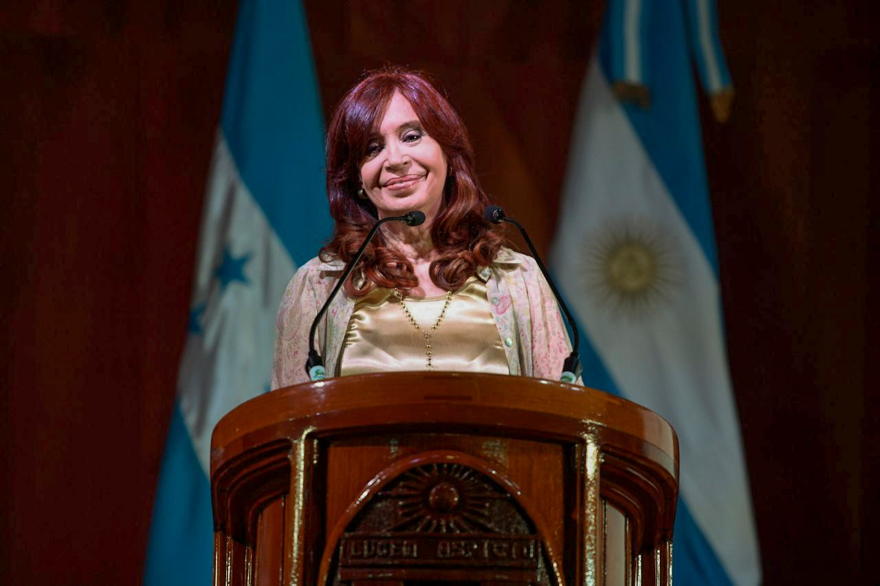 CFK, en su reciente visita a Honduras.