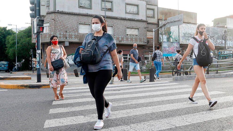 La provincia de Buenos Aires, con 5203 casos; la Ciudad de Buenos Aires, con 1029, y Santa Fe, con 1225, fueron las jurisdicciones que acumularon más contagios en las últimas 24 horas.