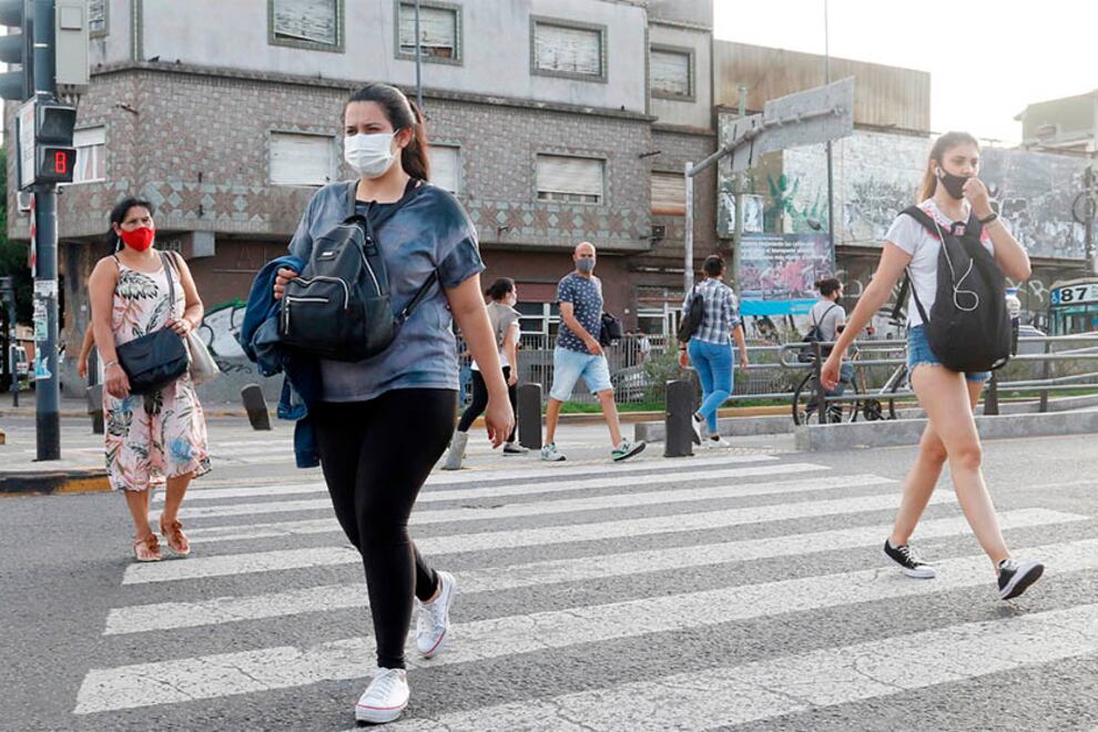 La provincia de Buenos Aires, con 5203 casos; la Ciudad de Buenos Aires, con 1029, y Santa Fe, con 1225, fueron las jurisdicciones que acumularon más contagios en las últimas 24 horas.