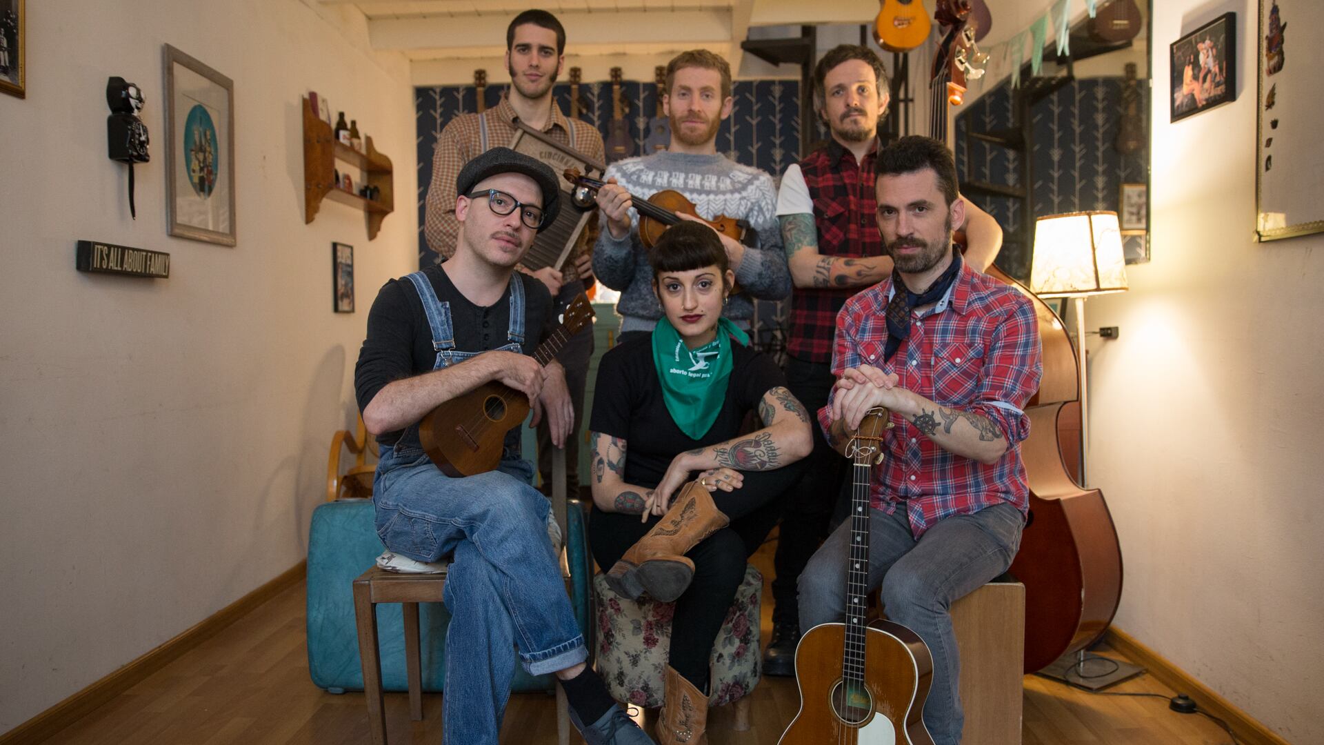 “Vamos a las raíces y mezclamos todo”, aseguran, y el disco en vivo que publicarán este año promete confirmarlo.