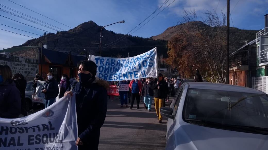 Las marchas fueron numerosas en ciudades como Esquel y Trelew.