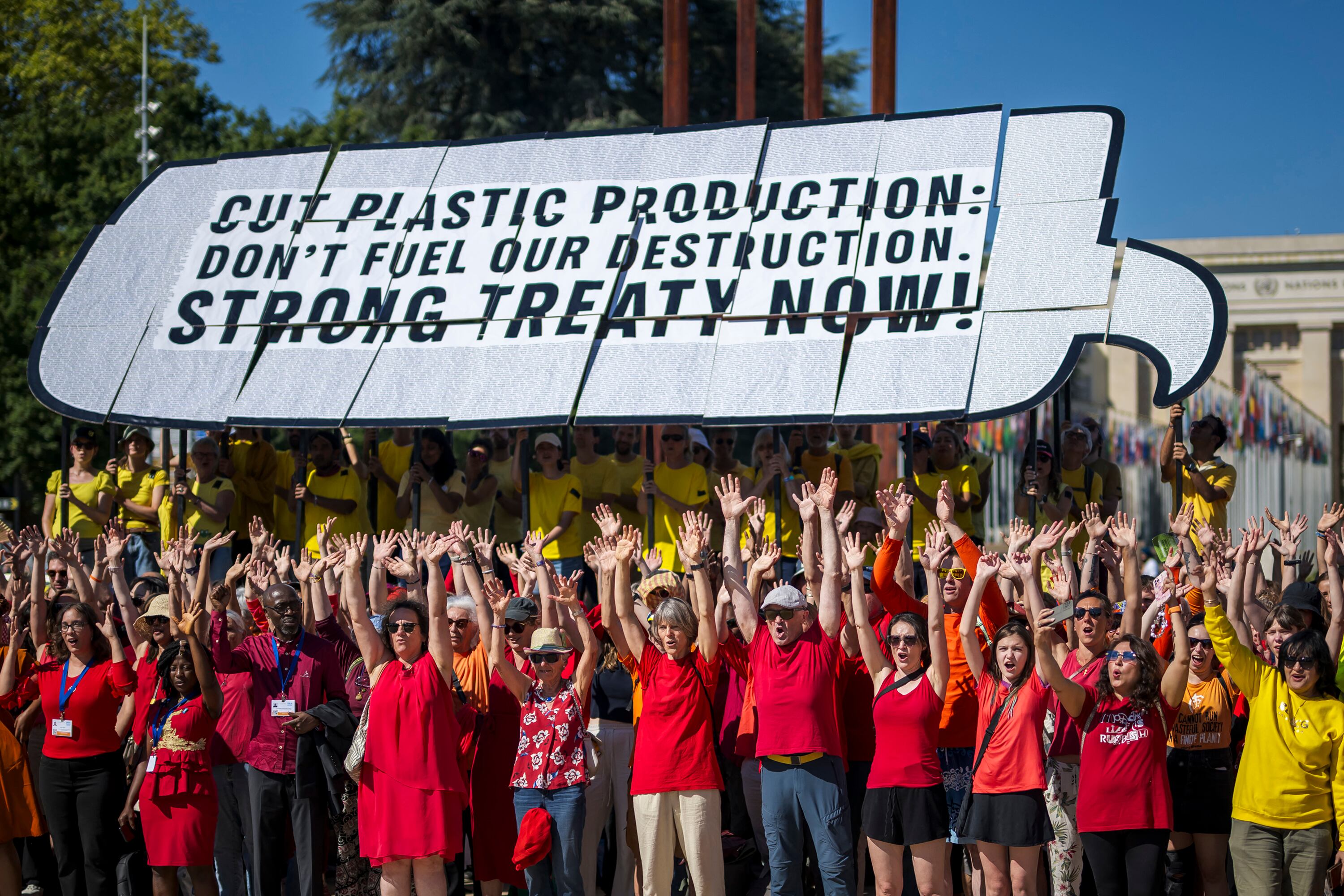Los participantes de la cumbre se expresan.