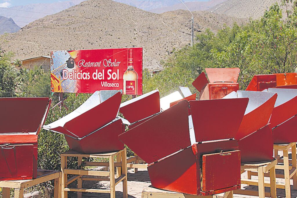 Los hornos solares de Delicias del Sol, en el poblado de Villaseca.