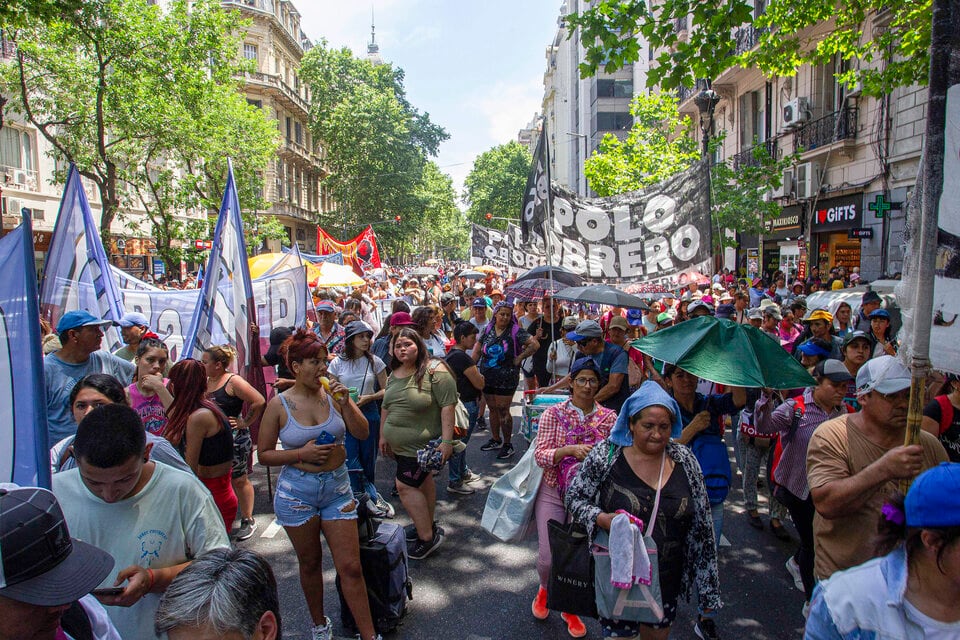 “Por los alimentos, por el trabajo y por el techo”, será la consigna.