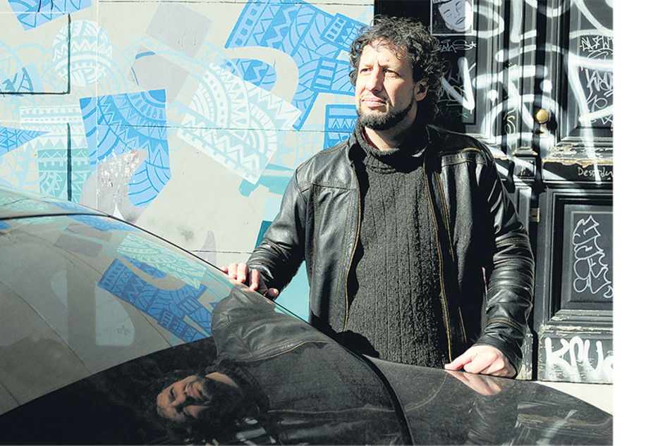 Mientras toca en sus dos bandas, Rovner prepara un disco de canciones infantiles con varios invitados.