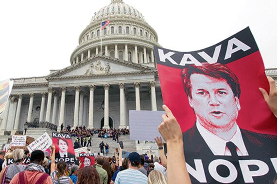 Con la consigna “Kava-No” opositores protestaron en las afueras del Capitolio por la designación del candidato de Trump.