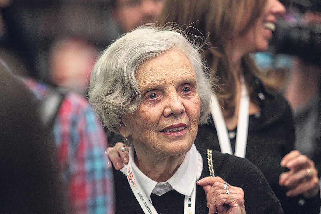 Poniatowska en la Feria de Guadalajara. La escritora obtuvo el Premio Cervantes de Literatura en 2013.