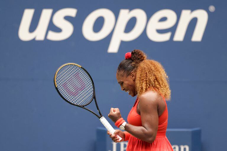 Serena trabajó tres sets para dejar en el camino a la búlgara.