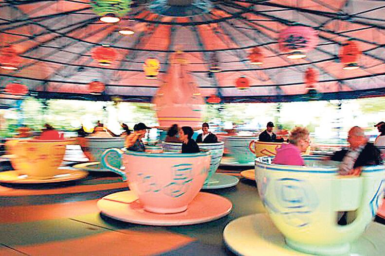 El titular del BC, Federico Sturzenegger, disminuyó la tasa de interés por presión del presidente Macri.