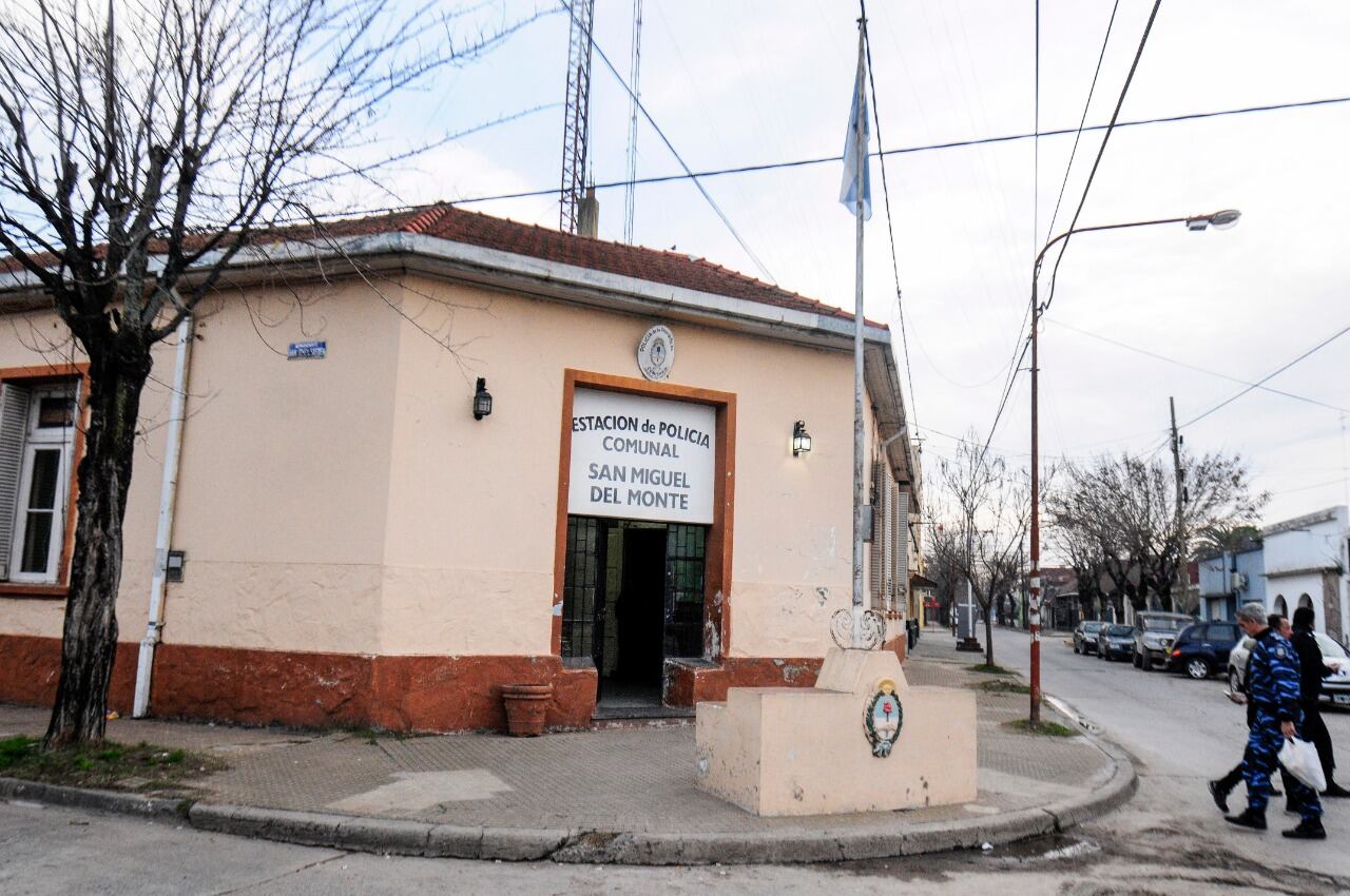 La comisaría de San Miguel del Monte, en el eje de los reclamos.