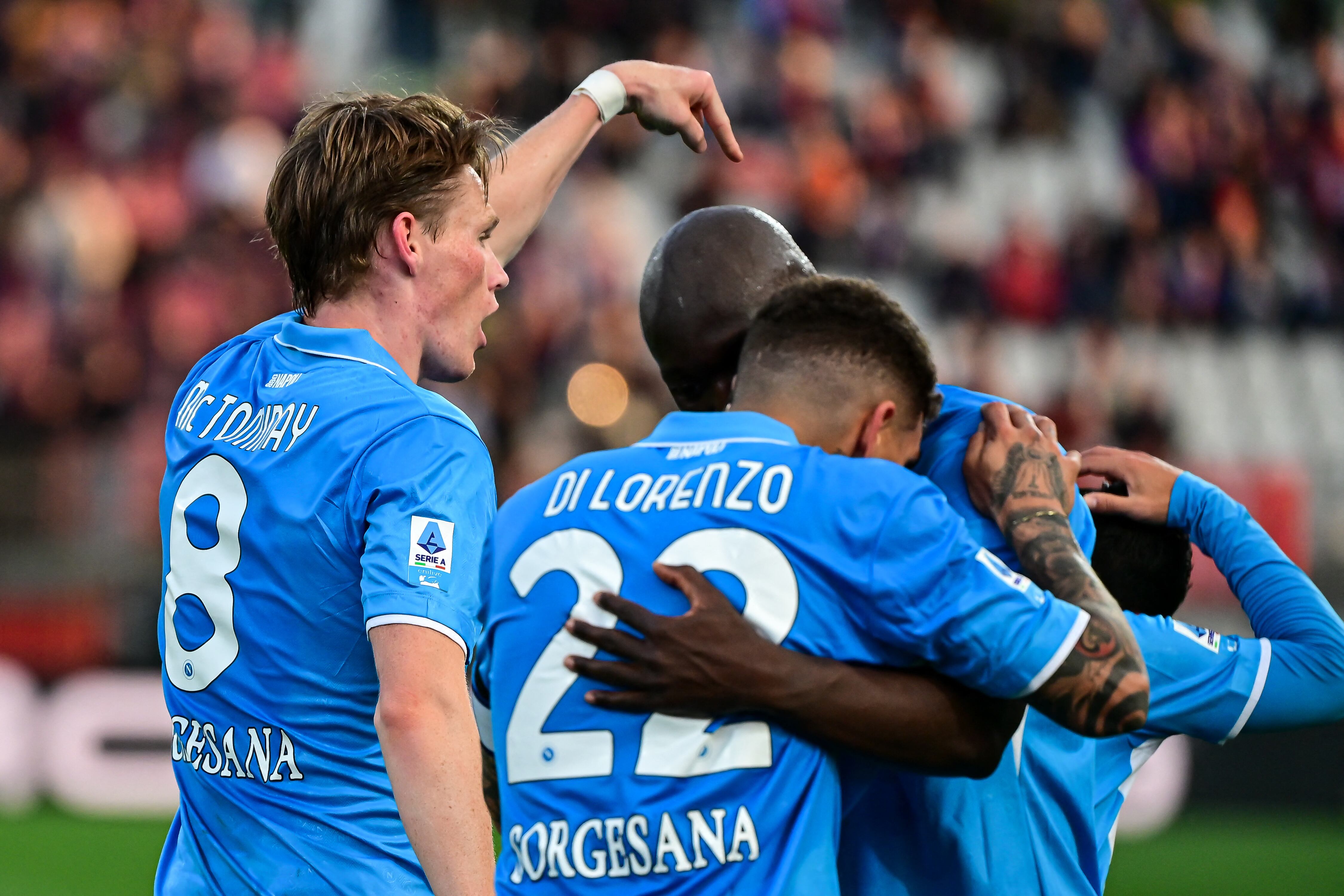 Celebra Napoli, que por ahora comparte cima con Inter