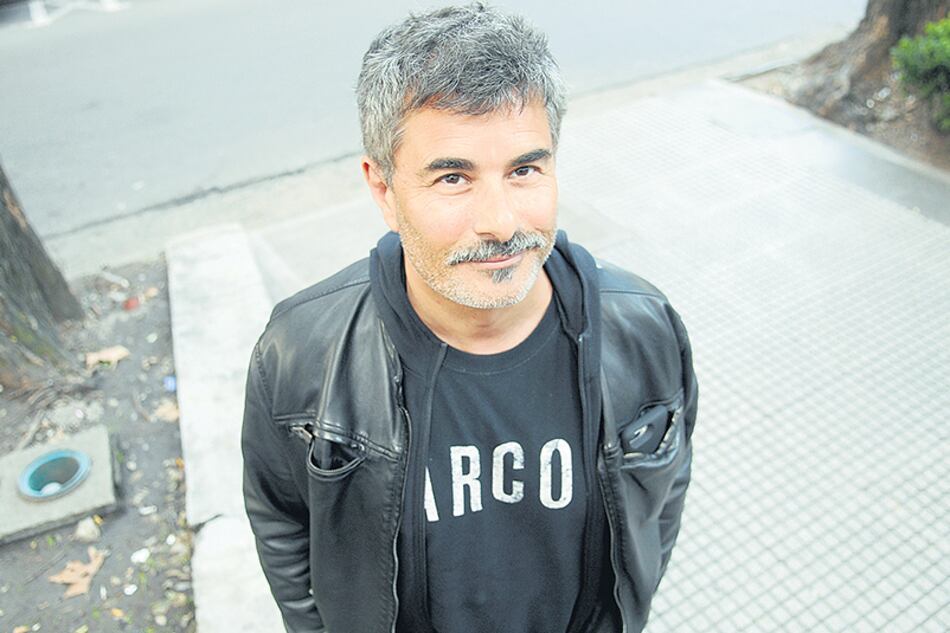 Antes de Perfectos desconocidos, Genovese ya había filmado siete películas y trescientas publicidades.