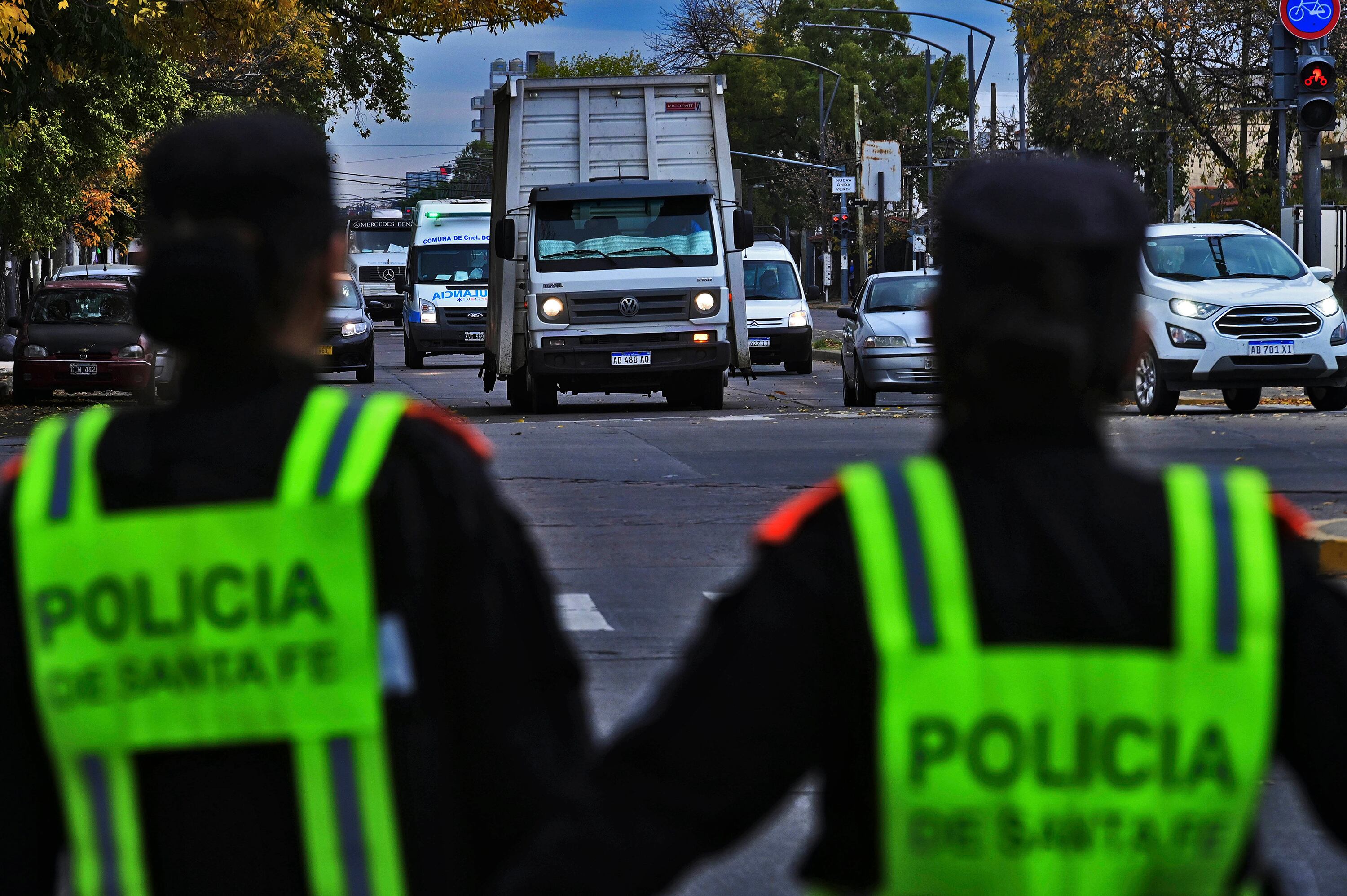 La policía provincial no logra frenar la violencia en Rosario.