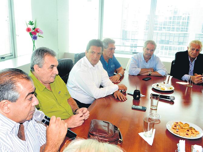 La conducción de la CGT sumó ayer el respaldo del partido que lidera Sergio Massa.