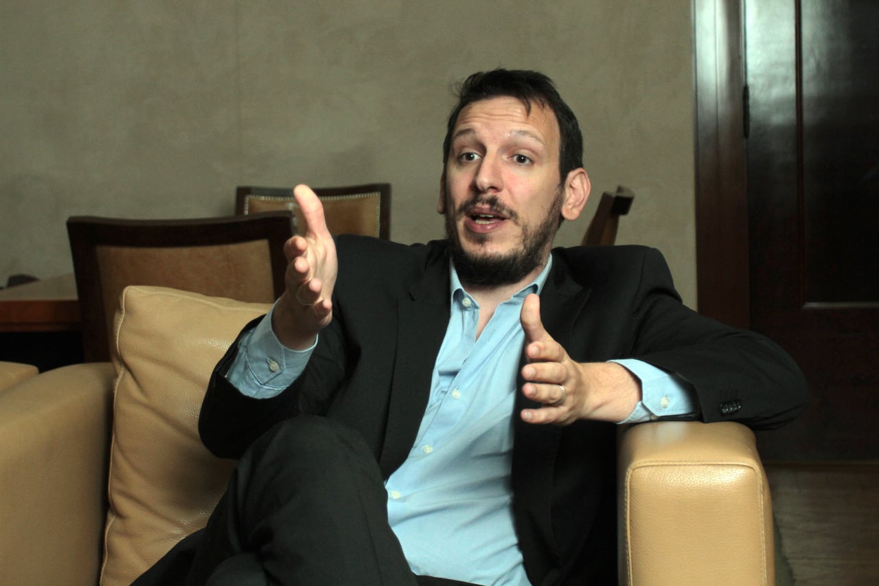 "Se buscan mejores condiciones de negociación y reducir elementos condicionantes", dice Cuattromo en relación al FMI.