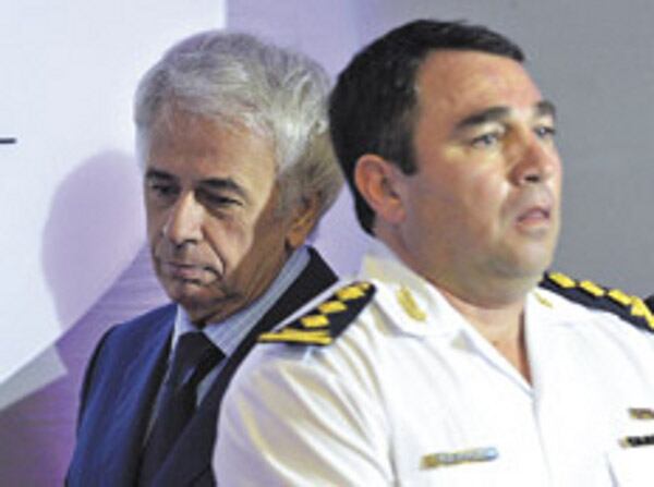 El ex gobernador De la Sota junto a su ex jefe de la policía provincial.