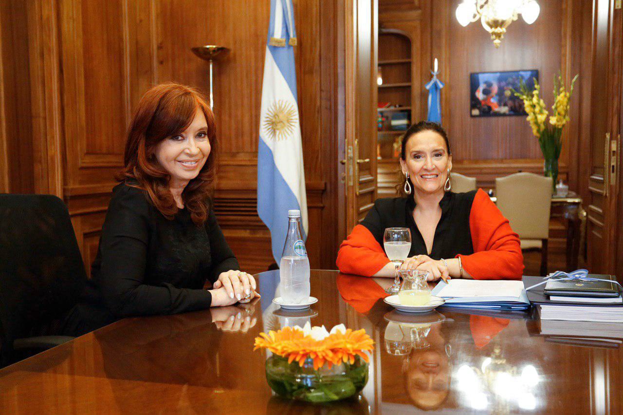 La vicepresidenta Cristina Kirchner y su antecesora, Gabriela Michetti.