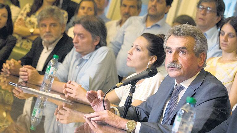 Los bloques del FpV-PJ denunciaron la persecución del Gobierno.