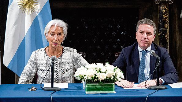 Christine Lagarde, titular el FMI, lo hará esperar a Nicolás Dujovne antes de mandar las divisas.