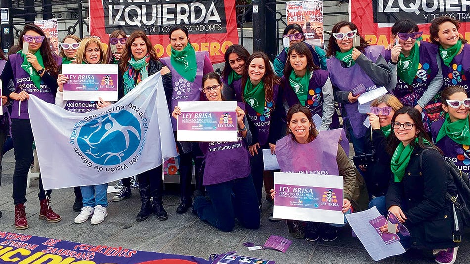 La Ley Brisa fue un reclamo del las mujeres para ayudar a chicos que perdieron a sus madres por femicidio.