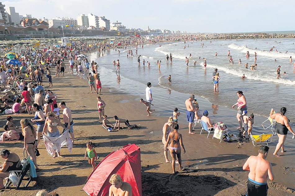 La suba de combustibles tiene fuerte incidencia en la canasta.