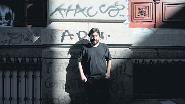 Villarejo es, además de violonchelista, compositor y arreglador.