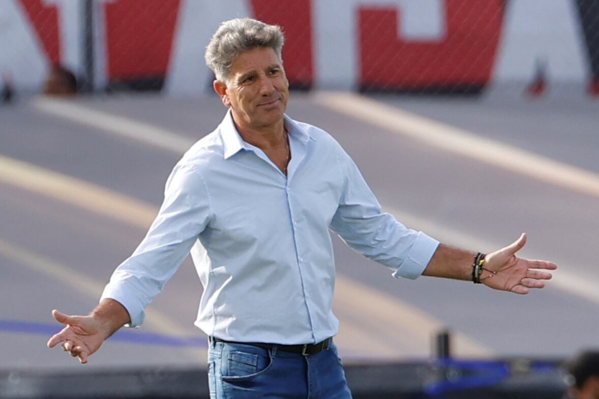 Renato no conformó a la dirigencia de Flamengo pese a llegar a la final de la Libertadores