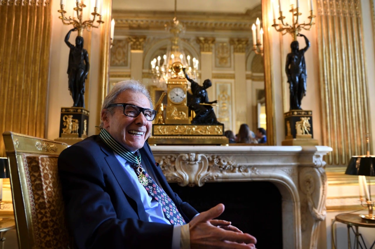 "Terminé de escribir un concierto para violín y orquesta, además de dos sonatas para piano", cuenta Schifrin. 