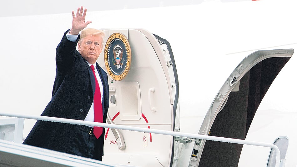 “No sé si están informando de ello, pero hay una gran electricidad en el aire”, dijo ayer Trump en campaña.