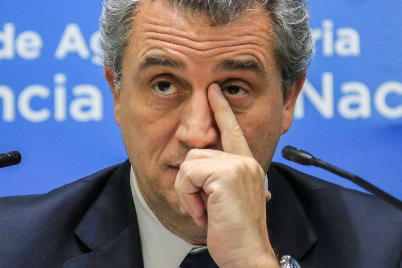 Luis Etchevehere pasó de presidir la SRA a ser ministro de Macri.  