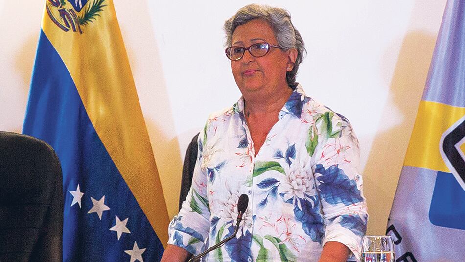 Tibisay Lucena, presidenta del CNE, organismo que anunció la inscripción para las elecciones regionales del 2017.