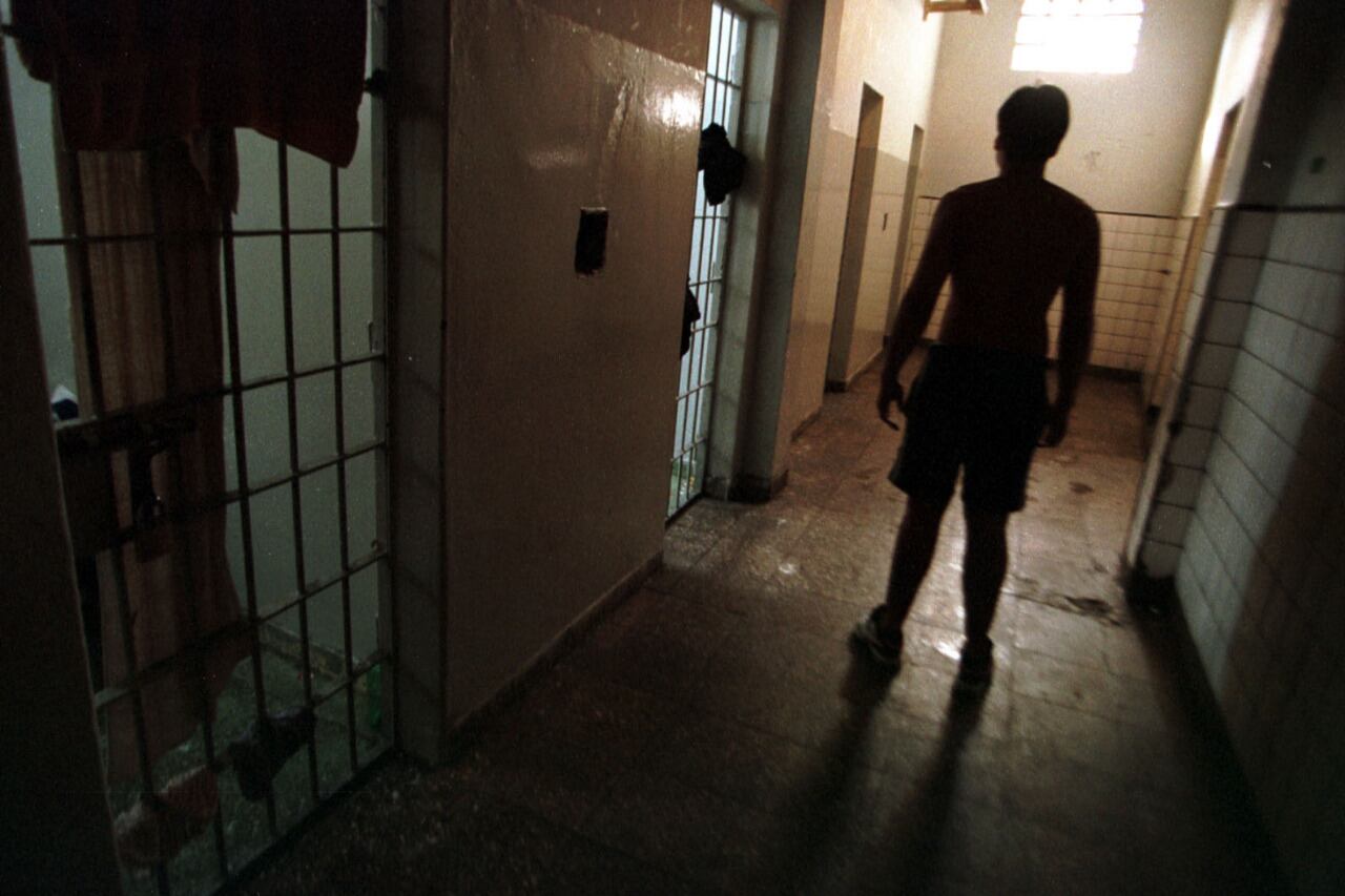 El debate sobre las prisiones domiciliarias y las excarcelaciones en la Provincia de Buenos Aires parte de un dato objetivo, señalado desde la administración de Axel Kicillof: "el gobierno de María Eugenia Vidal dejó una bomba en las cárceles.