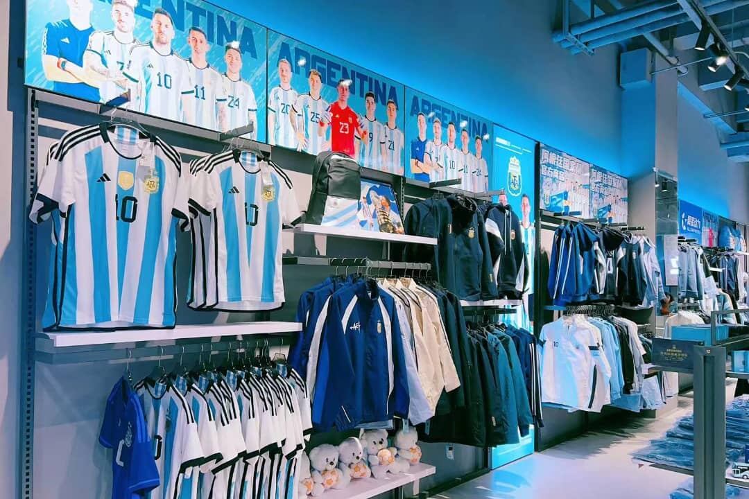Así es la nueva tienda oficial de la selección argentina en China