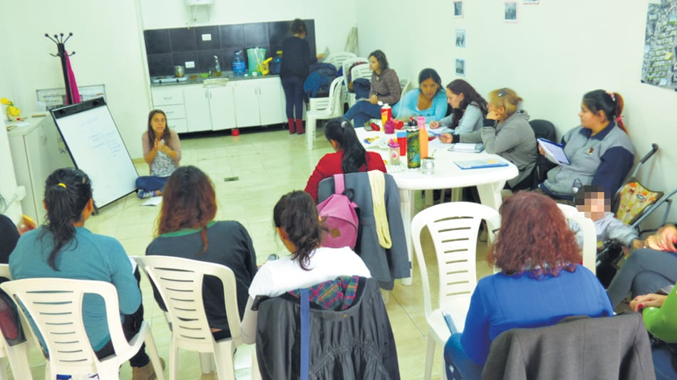 Aunque la convocatoria a los talleres fue abierta, sólo concurrieron mujeres, y muy entusiasmadas.