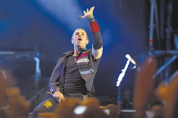 “Es importante tener figuras para ridiculizar, y no me importa ser una de ellas”, dice Chris Martin.