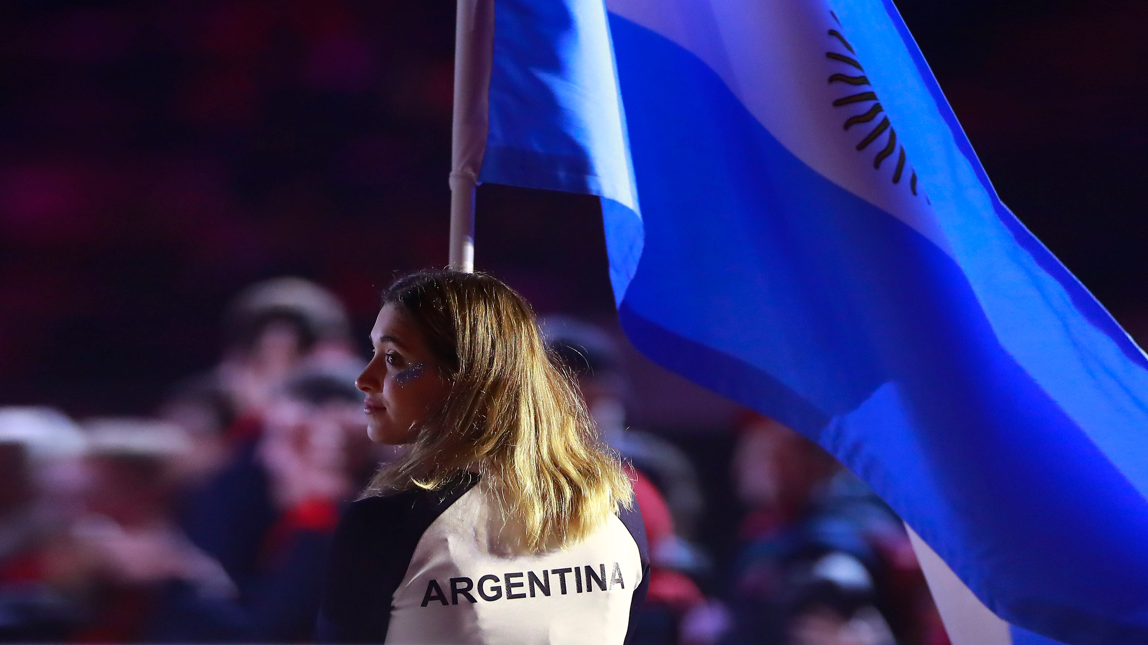 Delfina Pignatiello, abanderada en la ceremonia de clausura de Lima 2019.